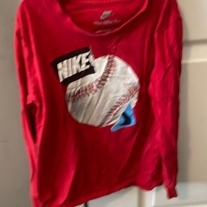 Nike boys' long-sleeved baseball print tee size m